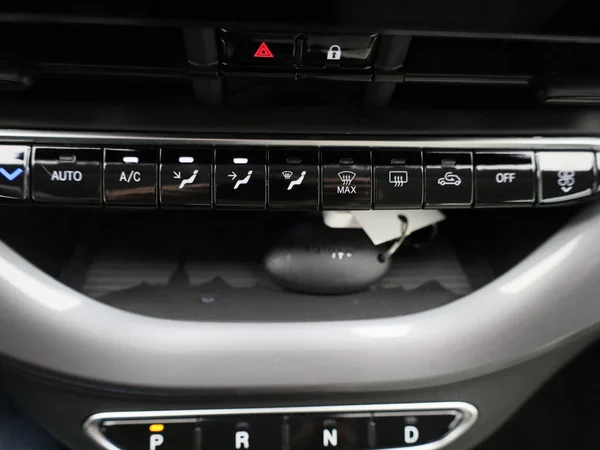 Fiat 500e (2023) — foto 21 van 44