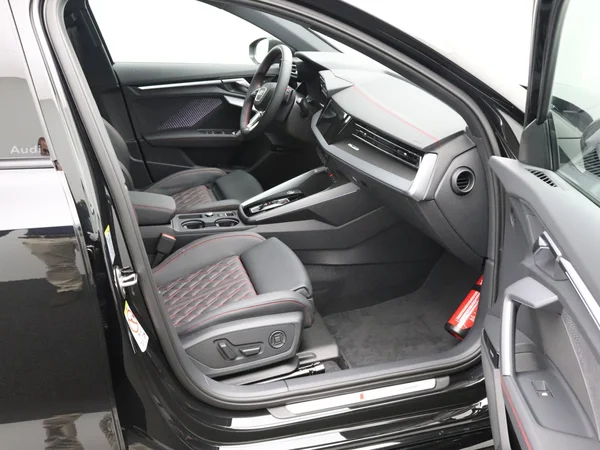 AUDI A3 Sportback (2025) — foto 22 van 23