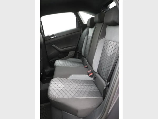 VOLKSWAGEN Taigo (2024) — foto 14 van 26