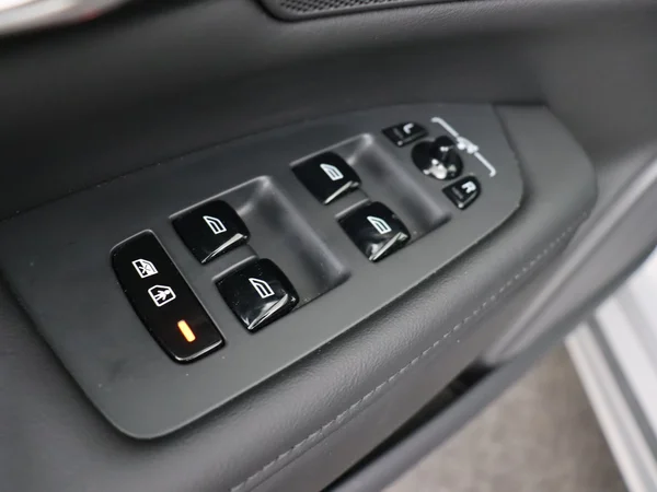 VOLVO V90 (2024) — foto 21 van 34