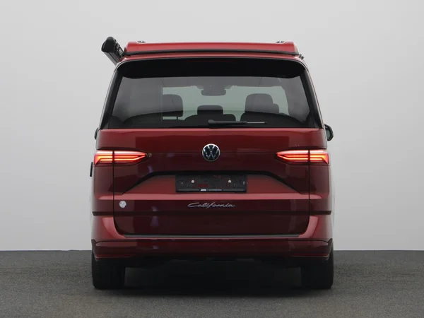 VOLKSWAGEN T7 California (2025) — foto 20 van 23