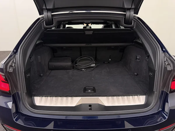 BMW 530 (2021) — foto 8 van 36