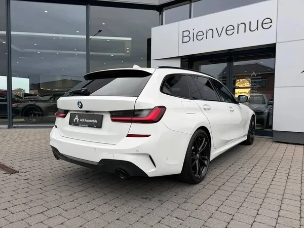 Bmw 330 (2022) — foto 18 van 23