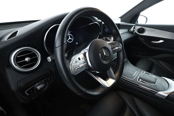 Mercedes-Benz GLC-Klasse (2021) — foto 2 van 16