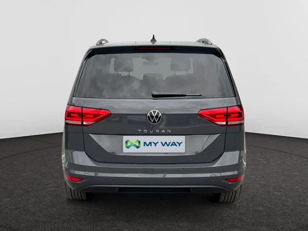 VOLKSWAGEN Touran (2025) — foto 19 van 24