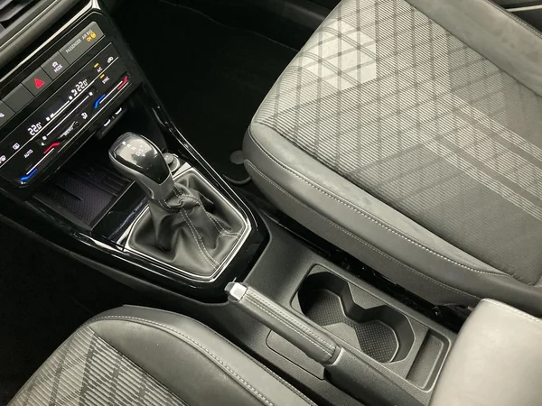 VOLKSWAGEN T-Cross (2025) — foto 8 van 35