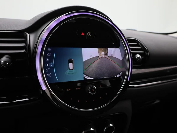 MINI Clubman (2023) — foto 16 van 32