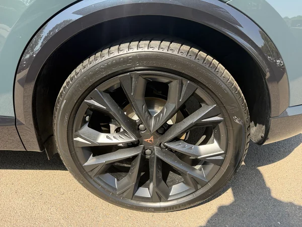 CUPRA Formentor e-Hybrid (PHEV) (2026) — foto 13 van 20