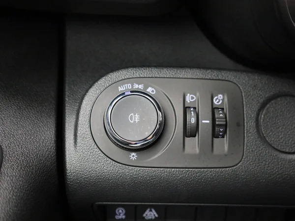 Opel Combo Life (2022) — foto 16 van 33