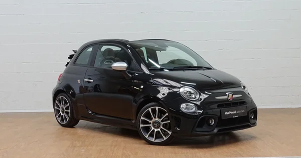 Fiat 500C (2024) — foto 12 van 24