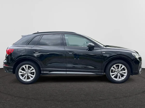 AUDI Q3 (2020) — foto 19 van 23