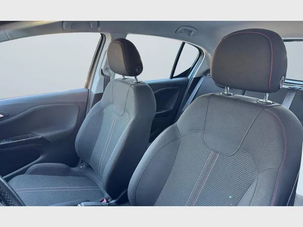 Opel Corsa (2019) — foto 2 van 24