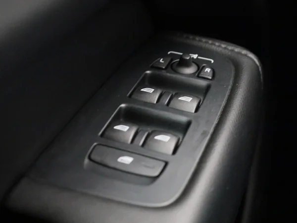 Volvo XC60 (2021) — foto 26 van 44