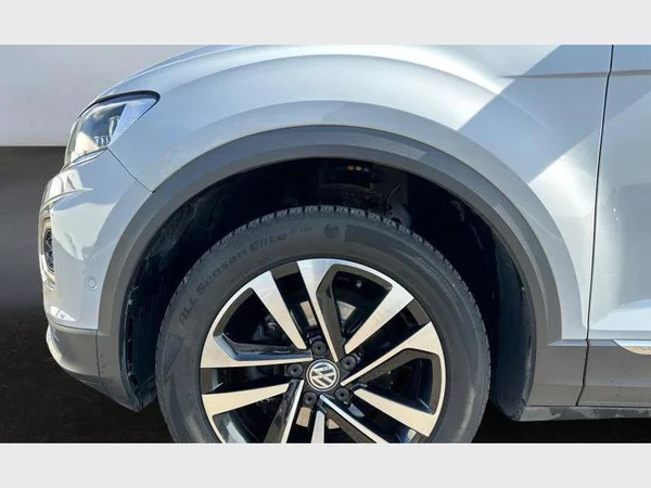 Volkswagen T-Roc (2019) — foto 26 van 26