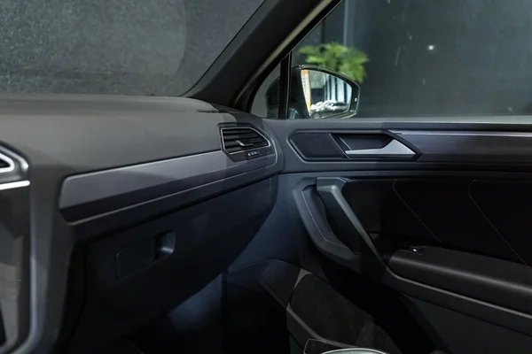 Volkswagen Tiguan (2020) — foto 33 van 43