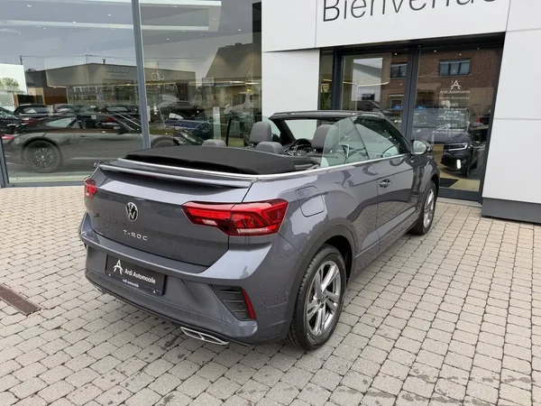 Volkswagen T-Roc (2023) — foto 11 van 26