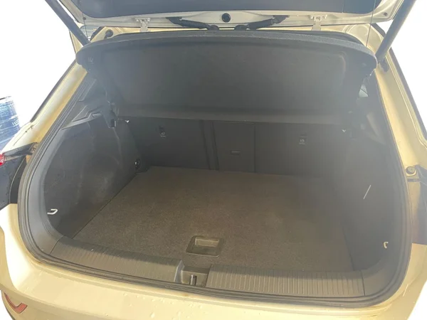 VOLKSWAGEN T-Roc (2023) — foto 9 van 20