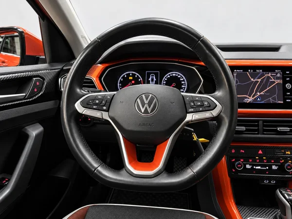 VOLKSWAGEN T-Cross (2020) — foto 14 van 14