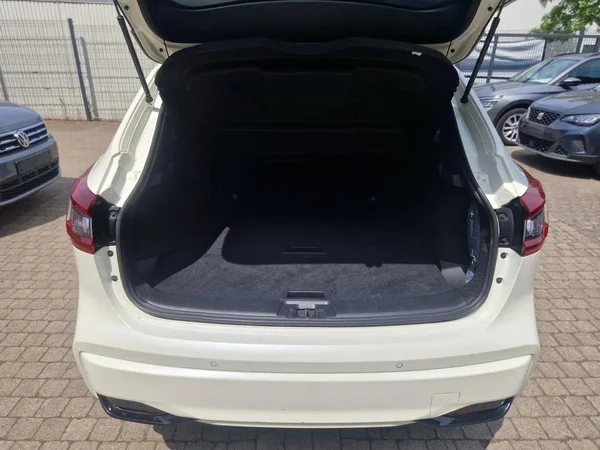 NISSAN Qashqai (2020) — foto 19 van 20
