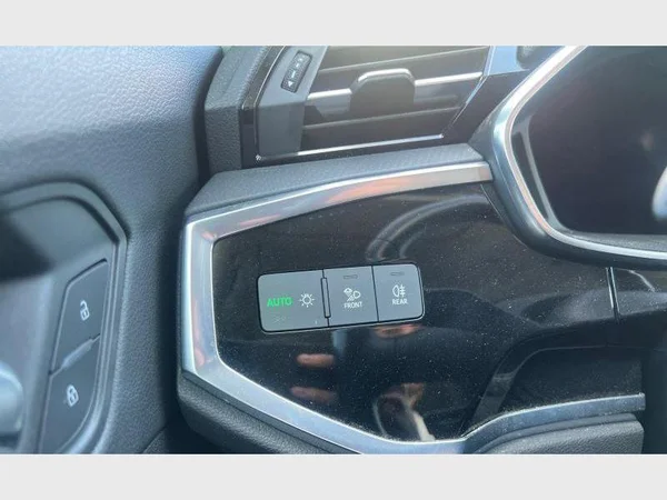 Audi Q3 Sportback (2020) — foto 21 van 29