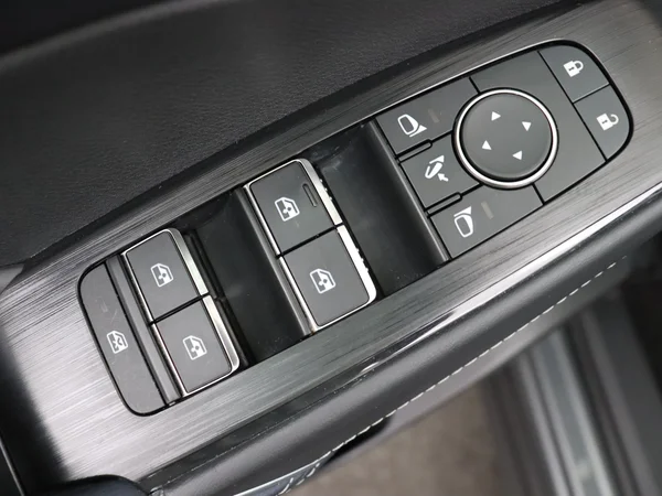 NISSAN Qashqai (2023) — foto 20 van 30