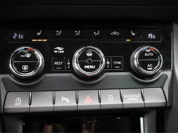 SKODA Kodiaq (2024) — foto 10 van 22