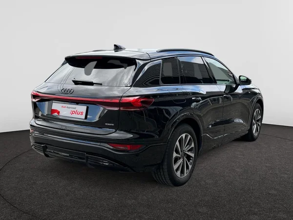 AUDI Q6 e-tron (2025) — foto 11 van 15