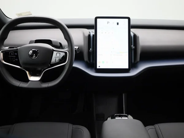 Volvo EX30 (2024) — foto 41 van 41