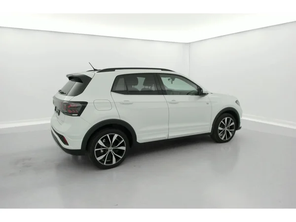 VOLKSWAGEN T-Cross (2025) — foto 24 van 35