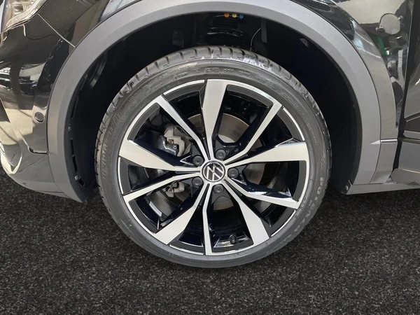 VOLKSWAGEN T-Roc (2026) — foto 6 van 14