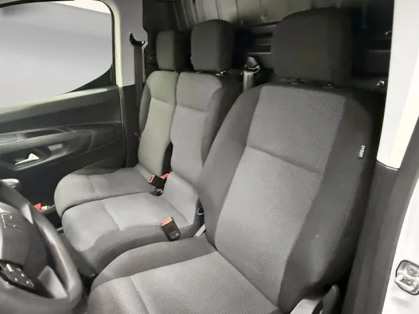 Fiat Doblò (2025) — foto 18 van 18
