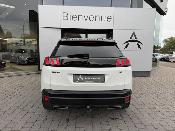 Peugeot 5008 (2021) — foto 25 van 29