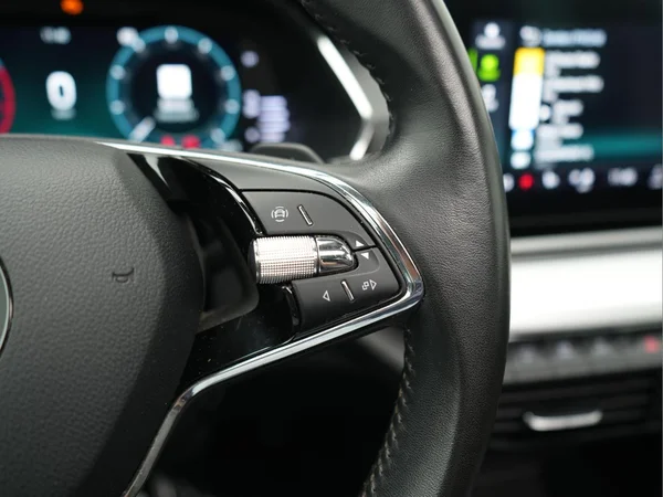 SKODA Octavia Combi (2021) — foto 27 van 41