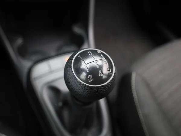 Kia Picanto (2023) — foto 17 van 32