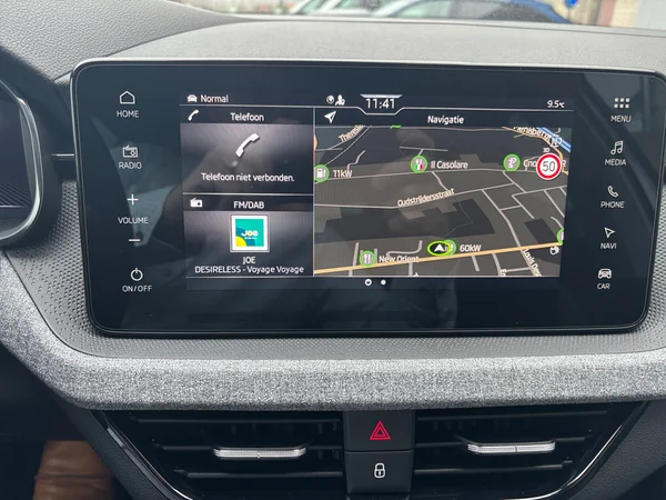 SKODA Kamiq (2024) — foto 10 van 22