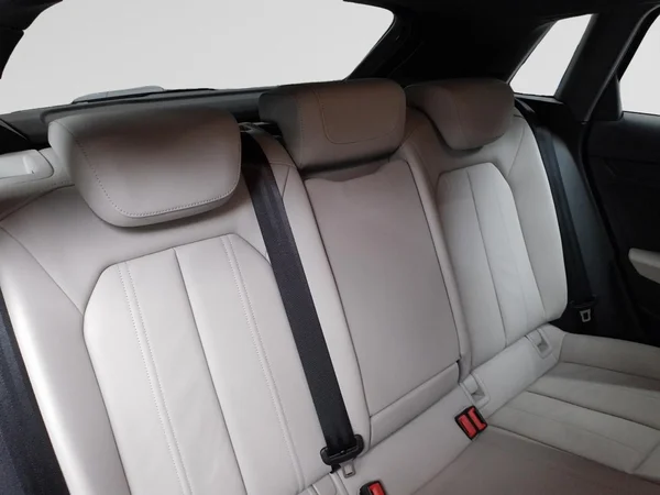 AUDI A3 Sportback (2023) — foto 11 van 22
