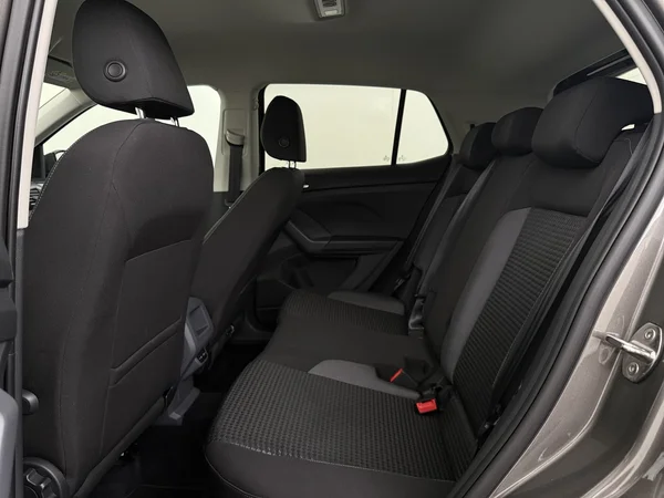 VOLKSWAGEN T-Cross (2021) — foto 5 van 26