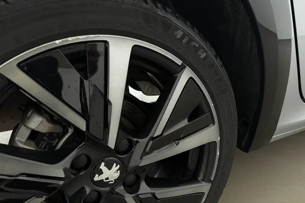 Peugeot 208 (2023) — foto 15 van 22