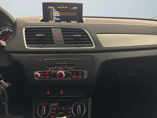 AUDI Q3 Dsl (2018) — foto 7 van 25