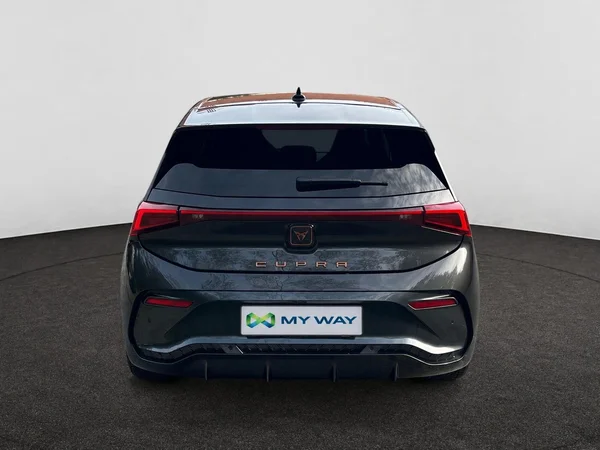CUPRA Born (2024) — foto 23 van 30