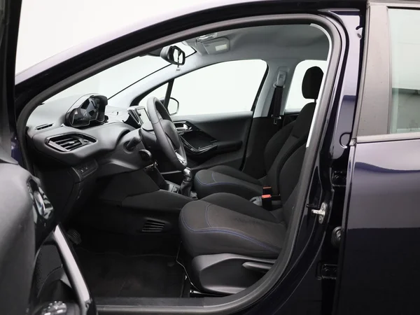 Peugeot 208 (2019) — foto 36 van 36