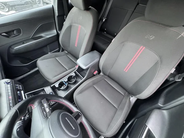 Hyundai Kona (2024) — foto 2 van 22
