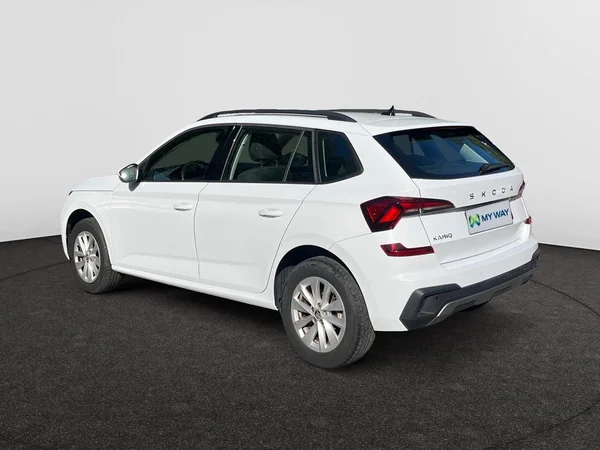 SKODA Kamiq (2024) — foto 9 van 20