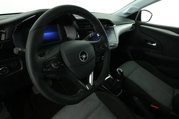 Opel Corsa (2024) — foto 2 van 16