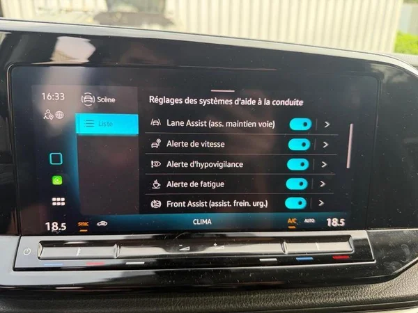 VOLKSWAGEN Caddy Maxi (2025) — foto 10 van 31