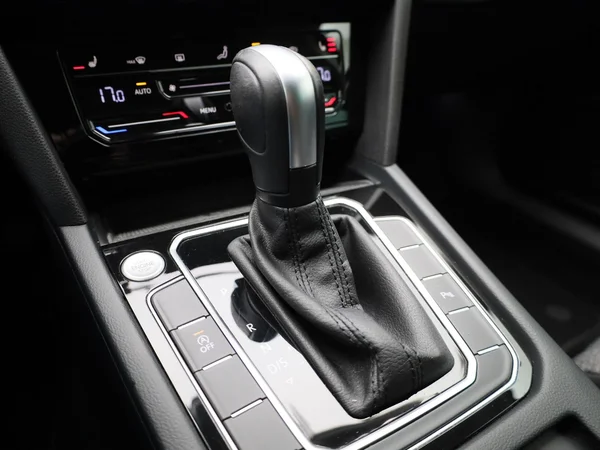 Volkswagen Passat (2023) — foto 19 van 42