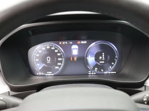 Volvo XC40 (2022) — foto 5 van 24