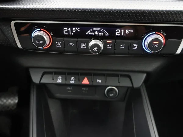 Audi A1 Sportback (2024) — foto 7 van 27