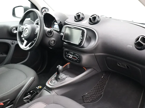 smart Fortwo (2024) — foto 17 van 28