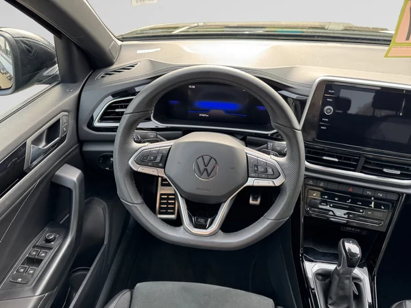 VOLKSWAGEN T-Roc (2025) — foto 6 van 23